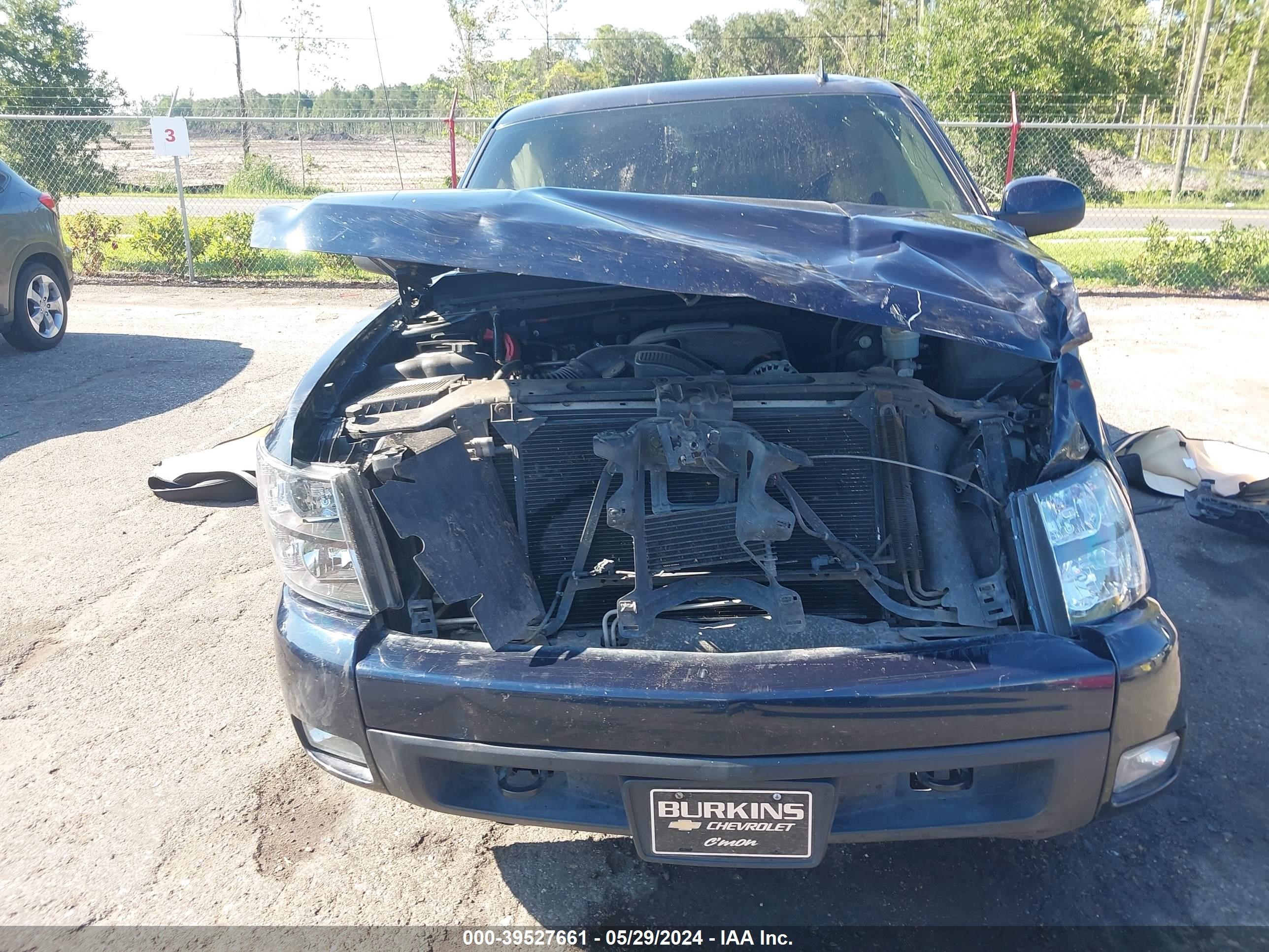 Photo 11 VIN: 1GCEK19007Z606137 - CHEVROLET SILVERADO 