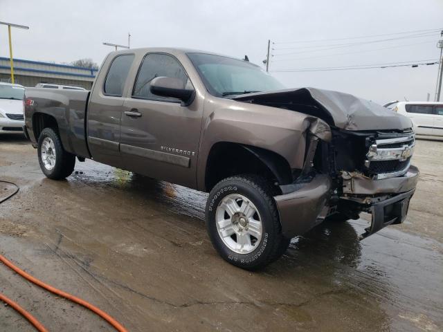 Photo 3 VIN: 1GCEK19027Z534423 - CHEVROLET SILVERADO 