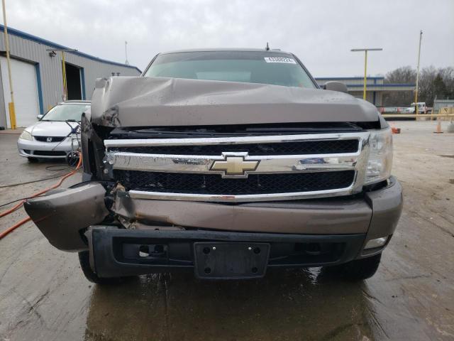 Photo 4 VIN: 1GCEK19027Z534423 - CHEVROLET SILVERADO 