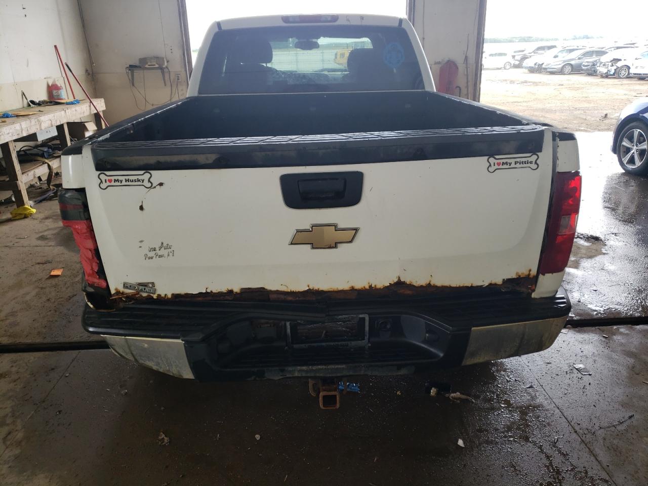 Photo 5 VIN: 1GCEK19028Z127591 - CHEVROLET SILVERADO 