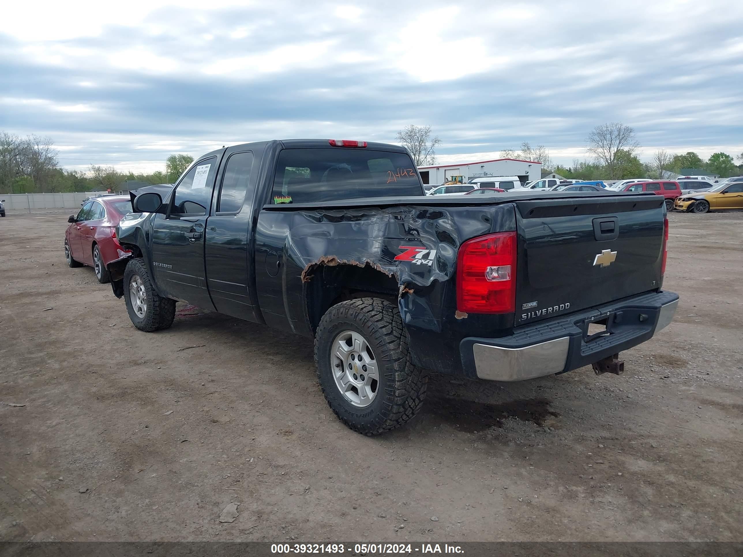 Photo 2 VIN: 1GCEK19048Z297323 - CHEVROLET SILVERADO 