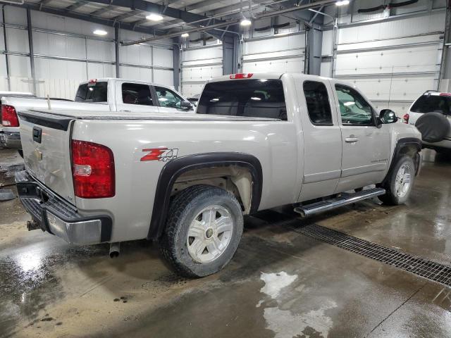 Photo 2 VIN: 1GCEK19058Z133045 - CHEVROLET SILVERADO 