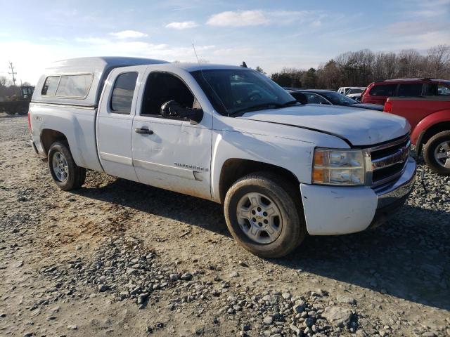 Photo 3 VIN: 1GCEK19058Z161542 - CHEVROLET SILVERADO 