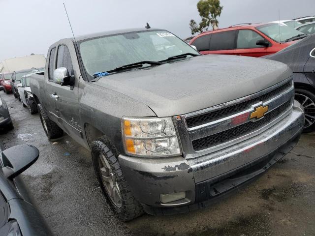 Photo 3 VIN: 1GCEK19058Z227667 - CHEVROLET SILVERADO 