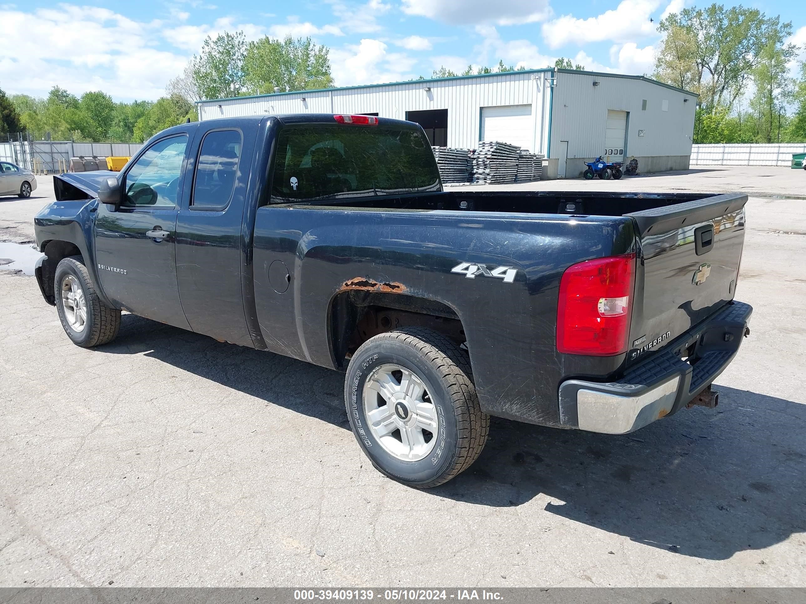 Photo 2 VIN: 1GCEK19058Z323489 - CHEVROLET SILVERADO 