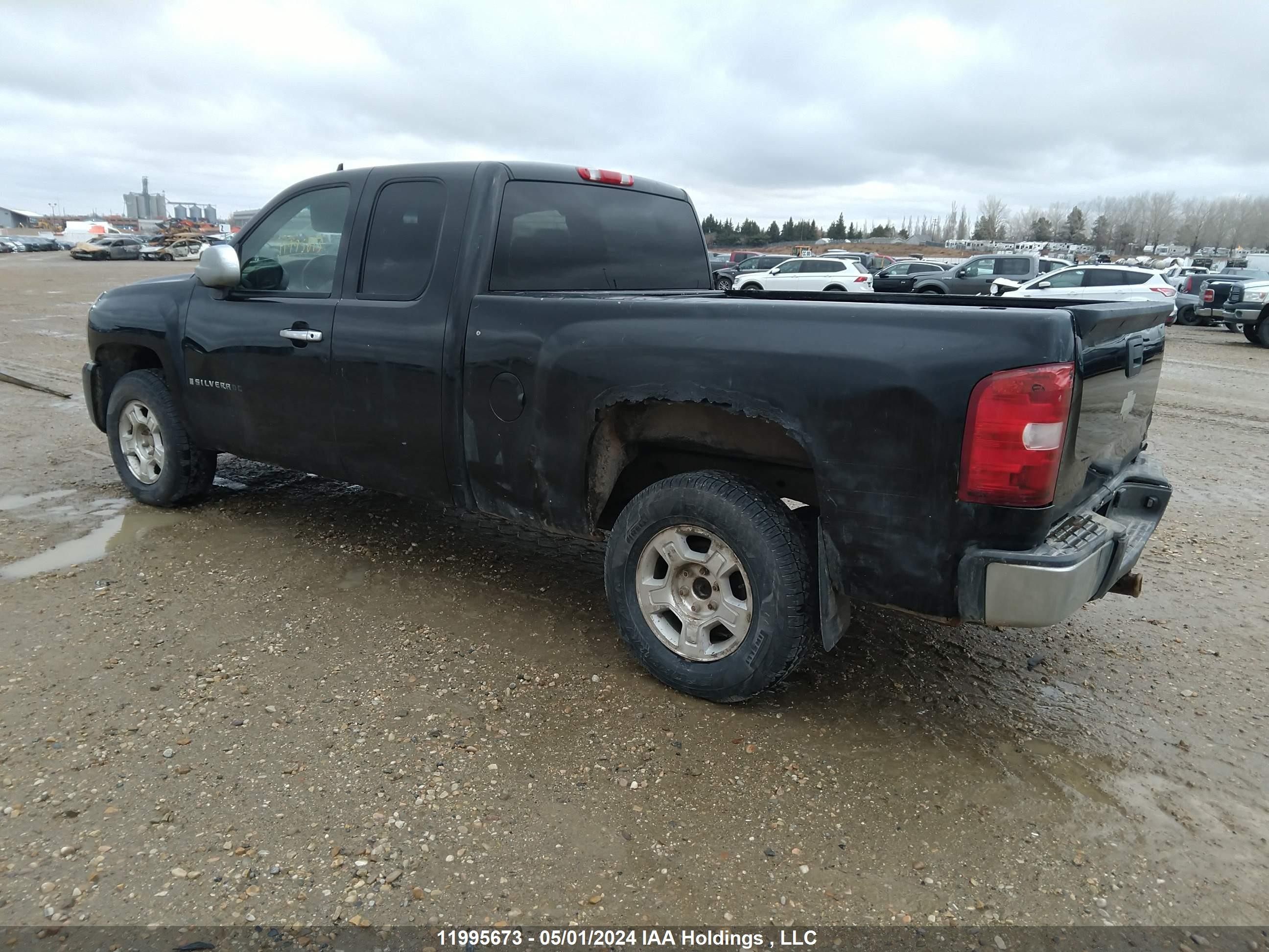 Photo 2 VIN: 1GCEK19068Z104282 - CHEVROLET SILVERADO 