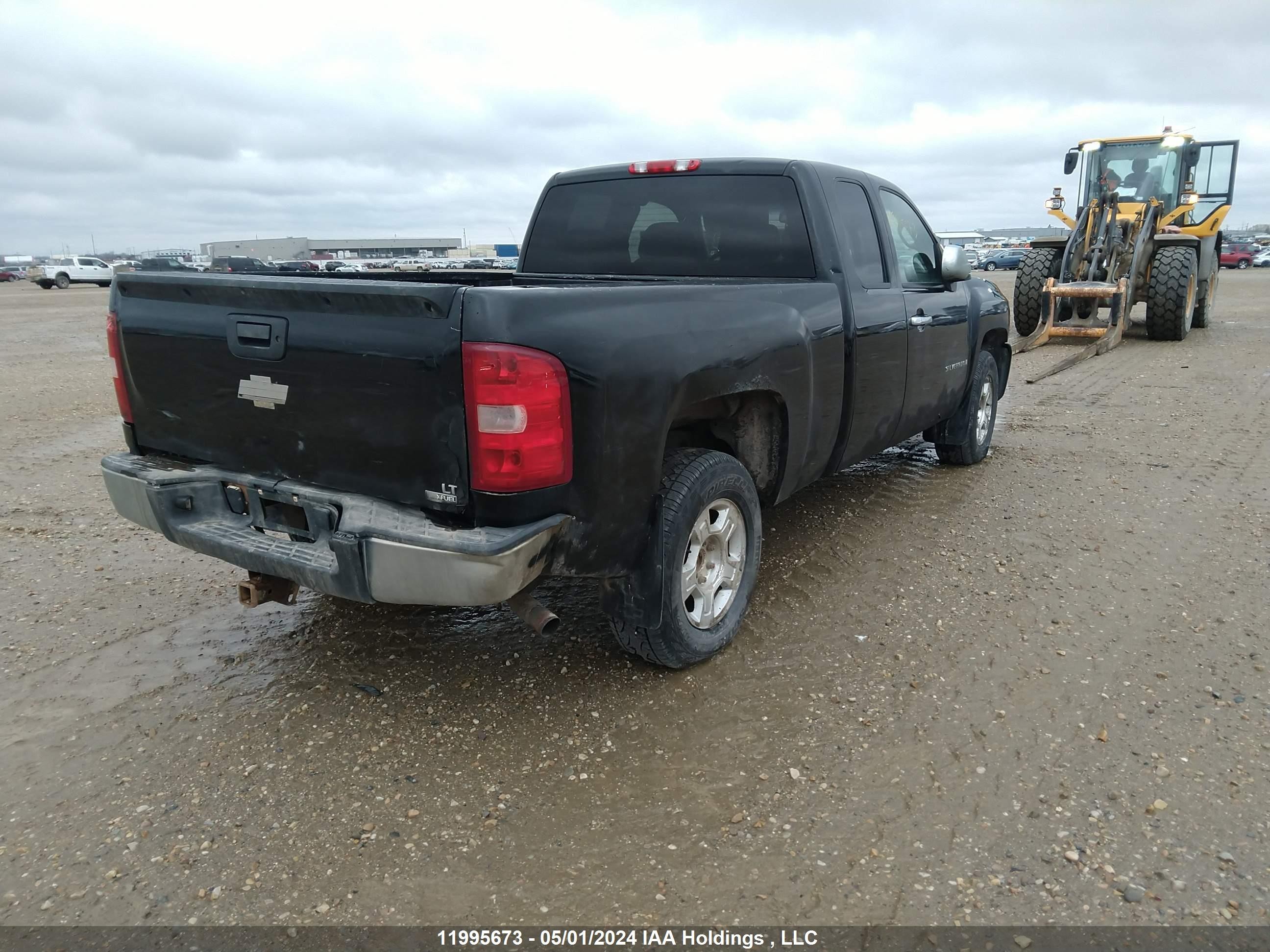 Photo 3 VIN: 1GCEK19068Z104282 - CHEVROLET SILVERADO 