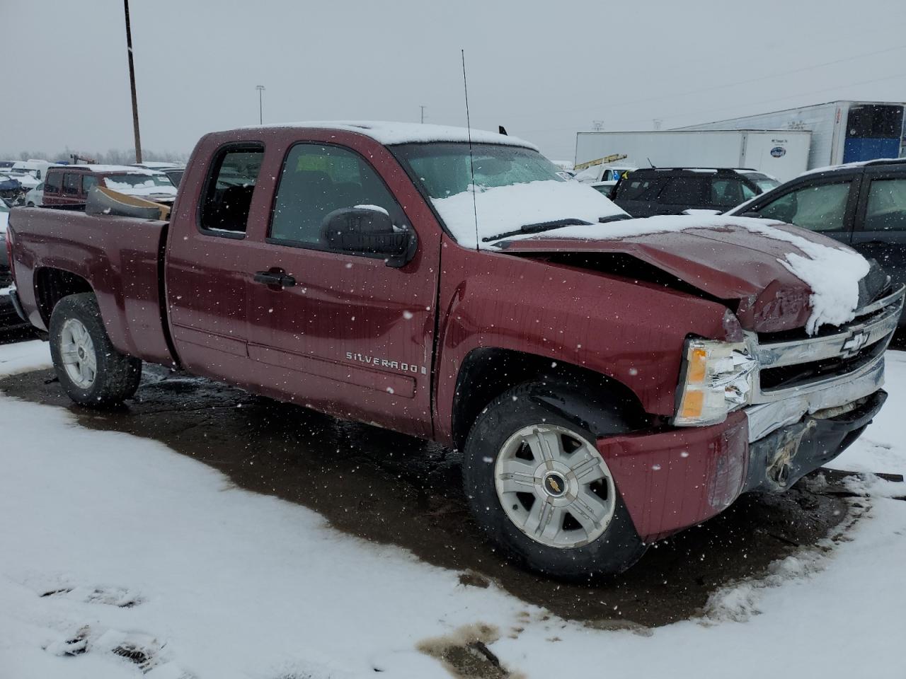 Photo 3 VIN: 1GCEK190X8Z157356 - CHEVROLET SILVERADO 