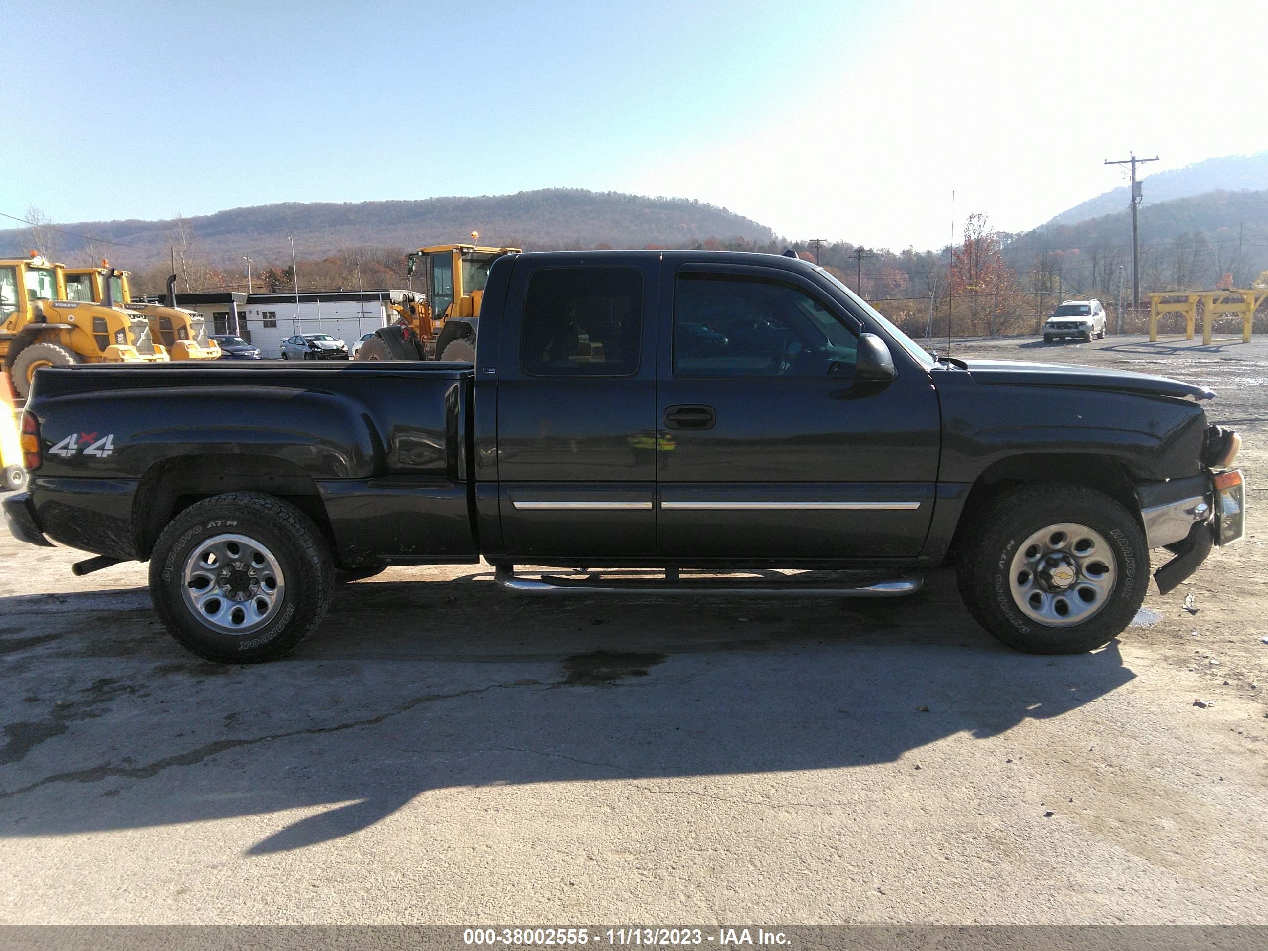 Photo 12 VIN: 1GCEK19B05Z238475 - CHEVROLET SILVERADO 