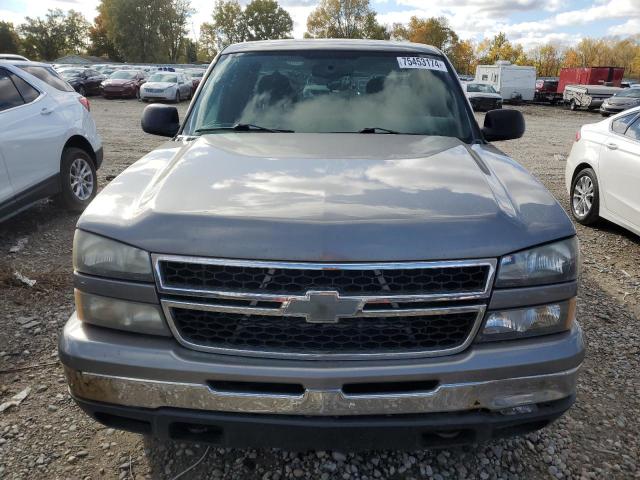 Photo 4 VIN: 1GCEK19B37Z199657 - CHEVROLET SILVERADO 