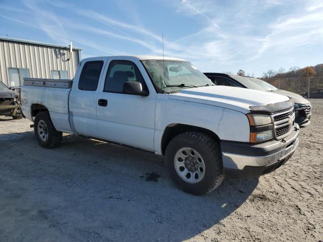 Photo 3 VIN: 1GCEK19B46E146567 - CHEVROLET SILVERADO 