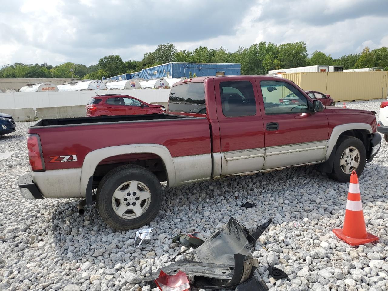 Photo 2 VIN: 1GCEK19B55Z136766 - CHEVROLET SILVERADO 