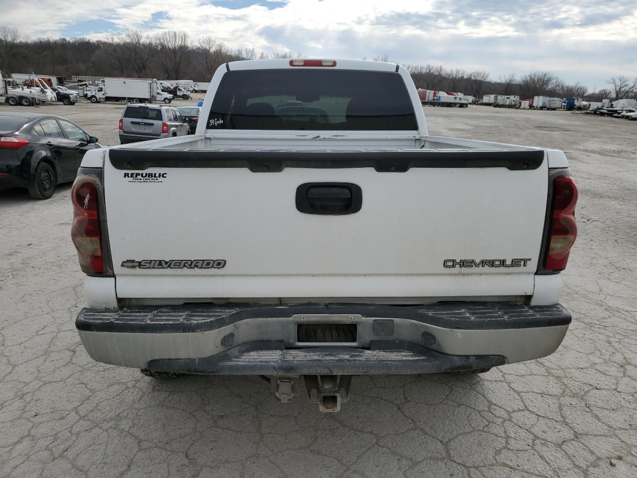 Photo 5 VIN: 1GCEK19B65E147086 - CHEVROLET SILVERADO 