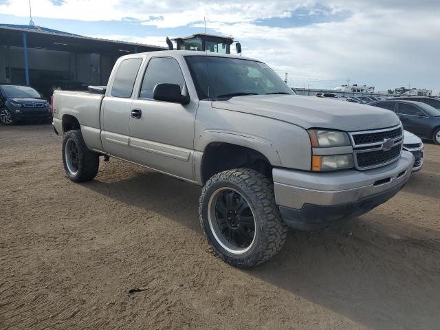 Photo 3 VIN: 1GCEK19B66Z190501 - CHEVROLET SILVERADO 