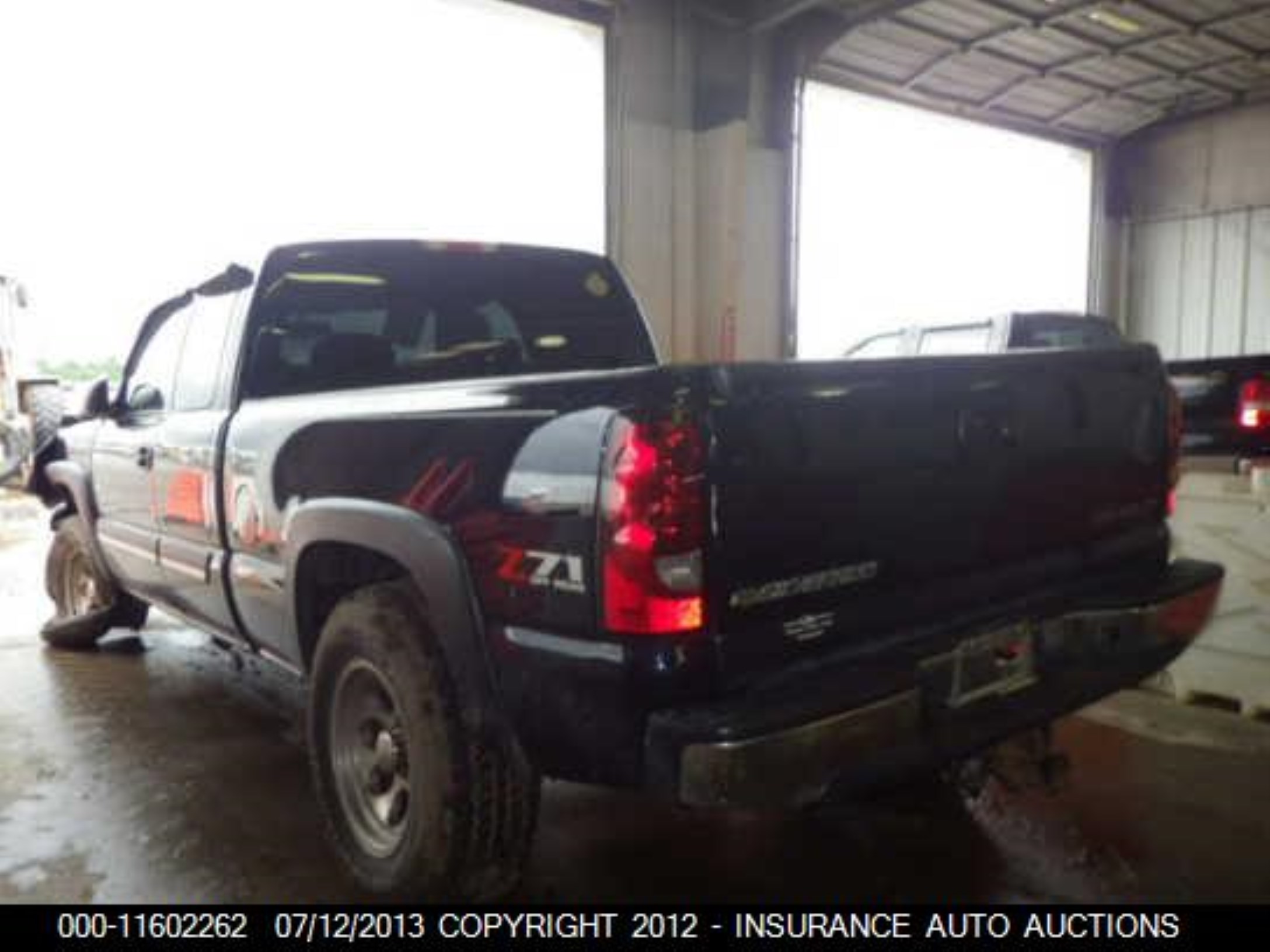 Photo 2 VIN: 1GCEK19B75E145444 - CHEVROLET SILVERADO 