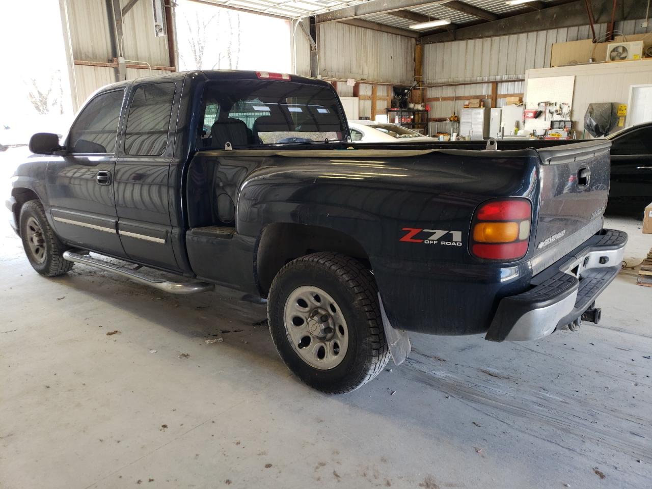 Photo 1 VIN: 1GCEK19B75Z317285 - CHEVROLET SILVERADO 