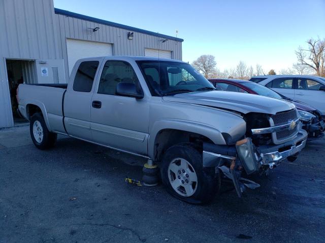 Photo 3 VIN: 1GCEK19B95E162942 - CHEVROLET SILVERADO 