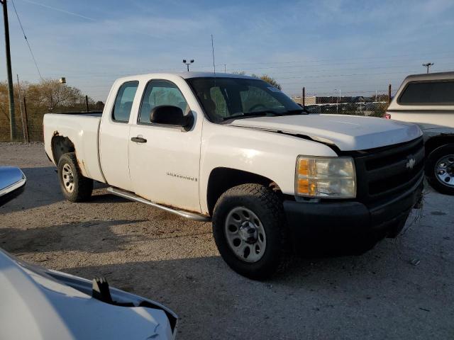 Photo 3 VIN: 1GCEK19C28Z287979 - CHEVROLET SILVERADO 