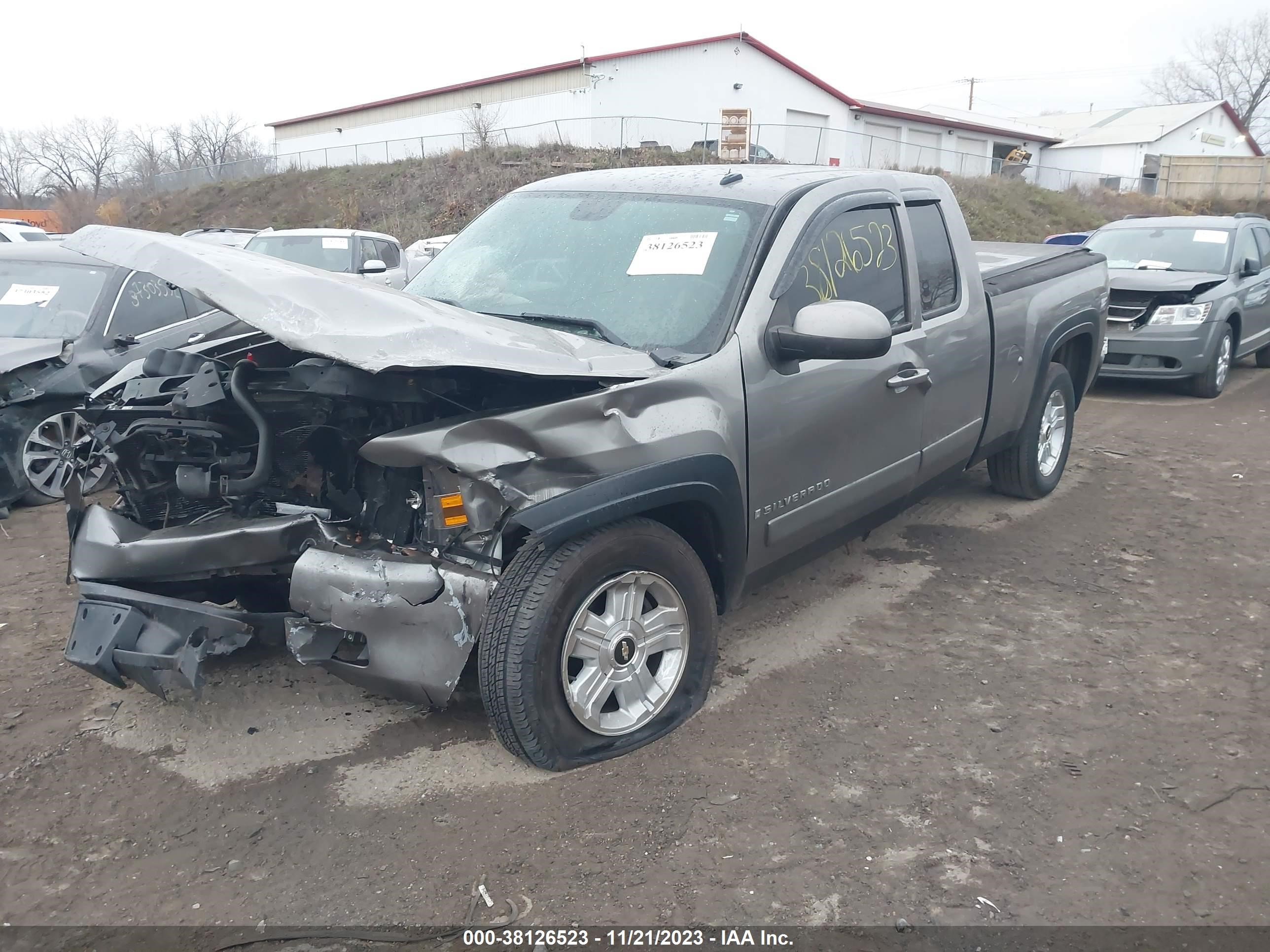 Photo 1 VIN: 1GCEK19J08Z272766 - CHEVROLET SILVERADO 