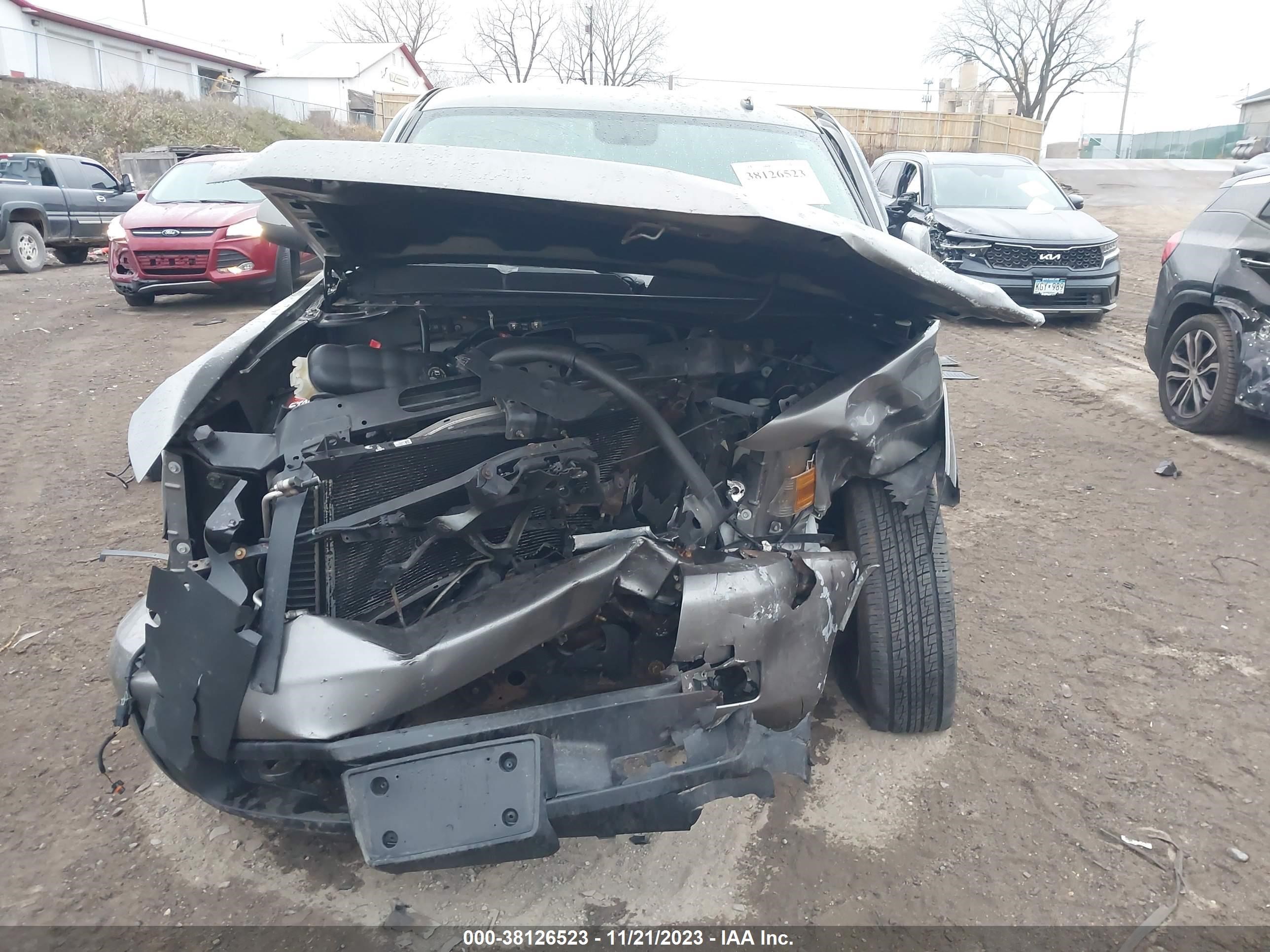 Photo 5 VIN: 1GCEK19J08Z272766 - CHEVROLET SILVERADO 