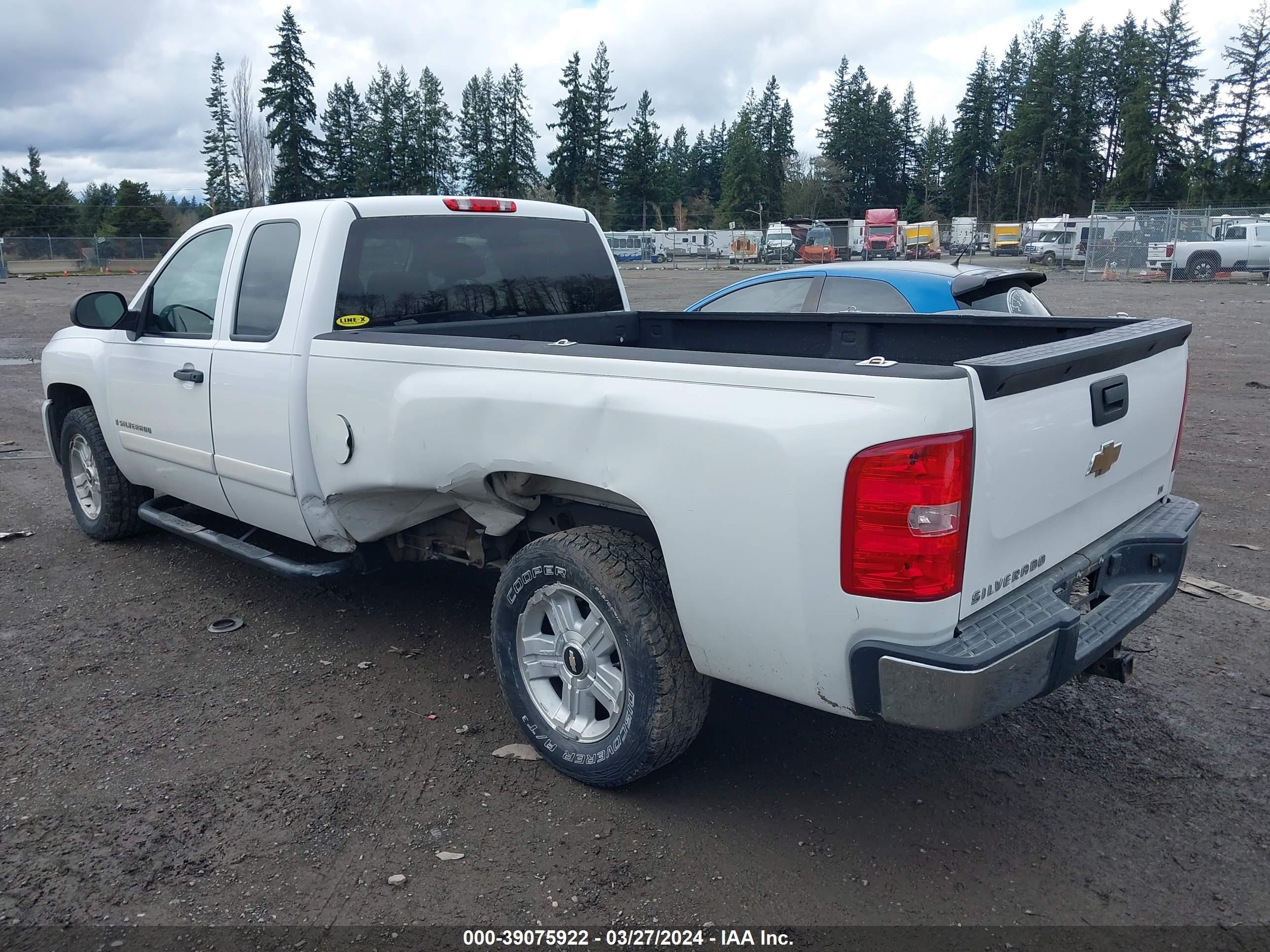 Photo 2 VIN: 1GCEK19J17E511814 - CHEVROLET SILVERADO 