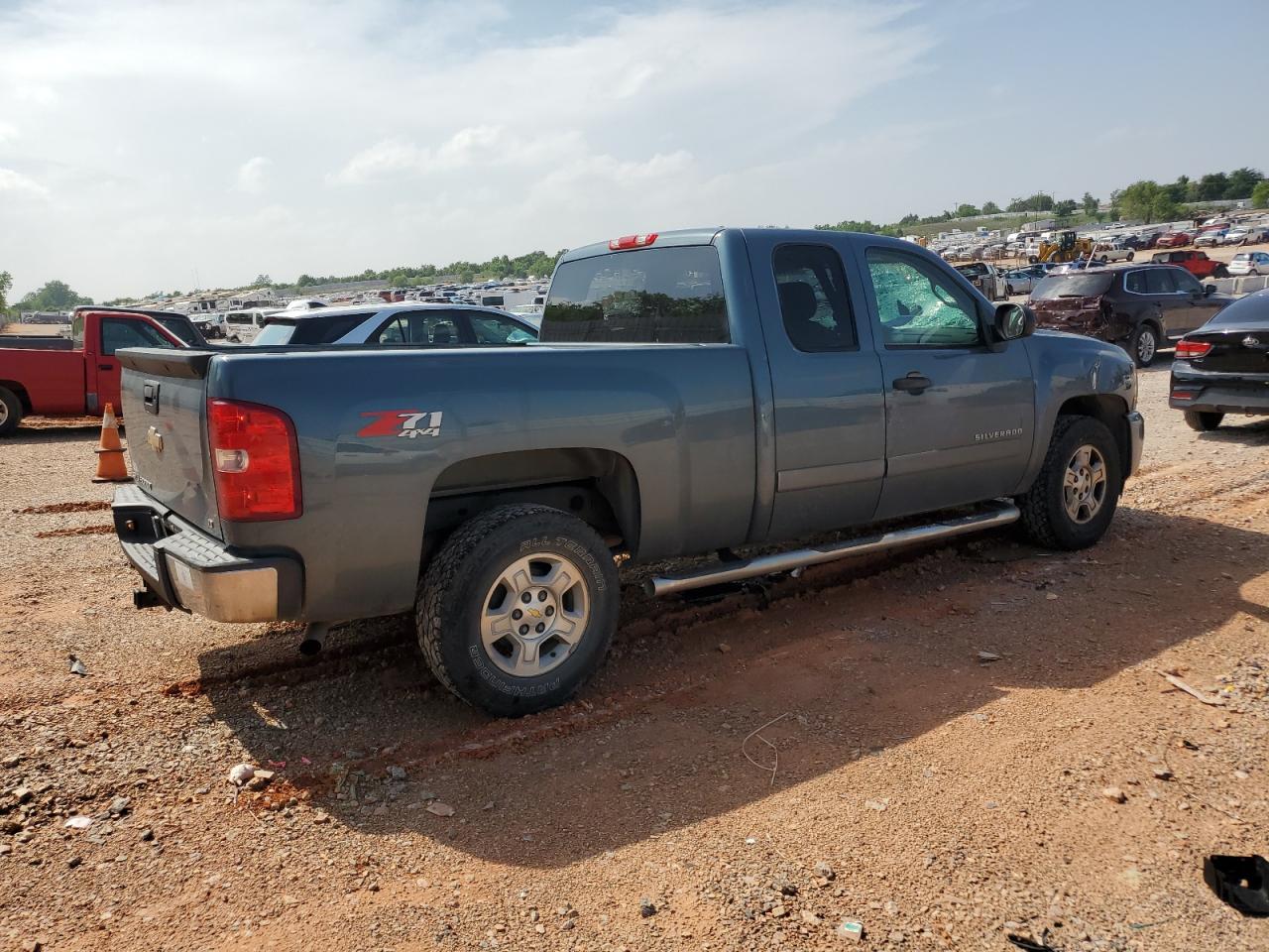 Photo 2 VIN: 1GCEK19J18Z139711 - CHEVROLET SILVERADO 