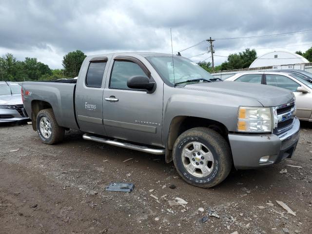 Photo 3 VIN: 1GCEK19J28Z282750 - CHEVROLET SILVERADO 