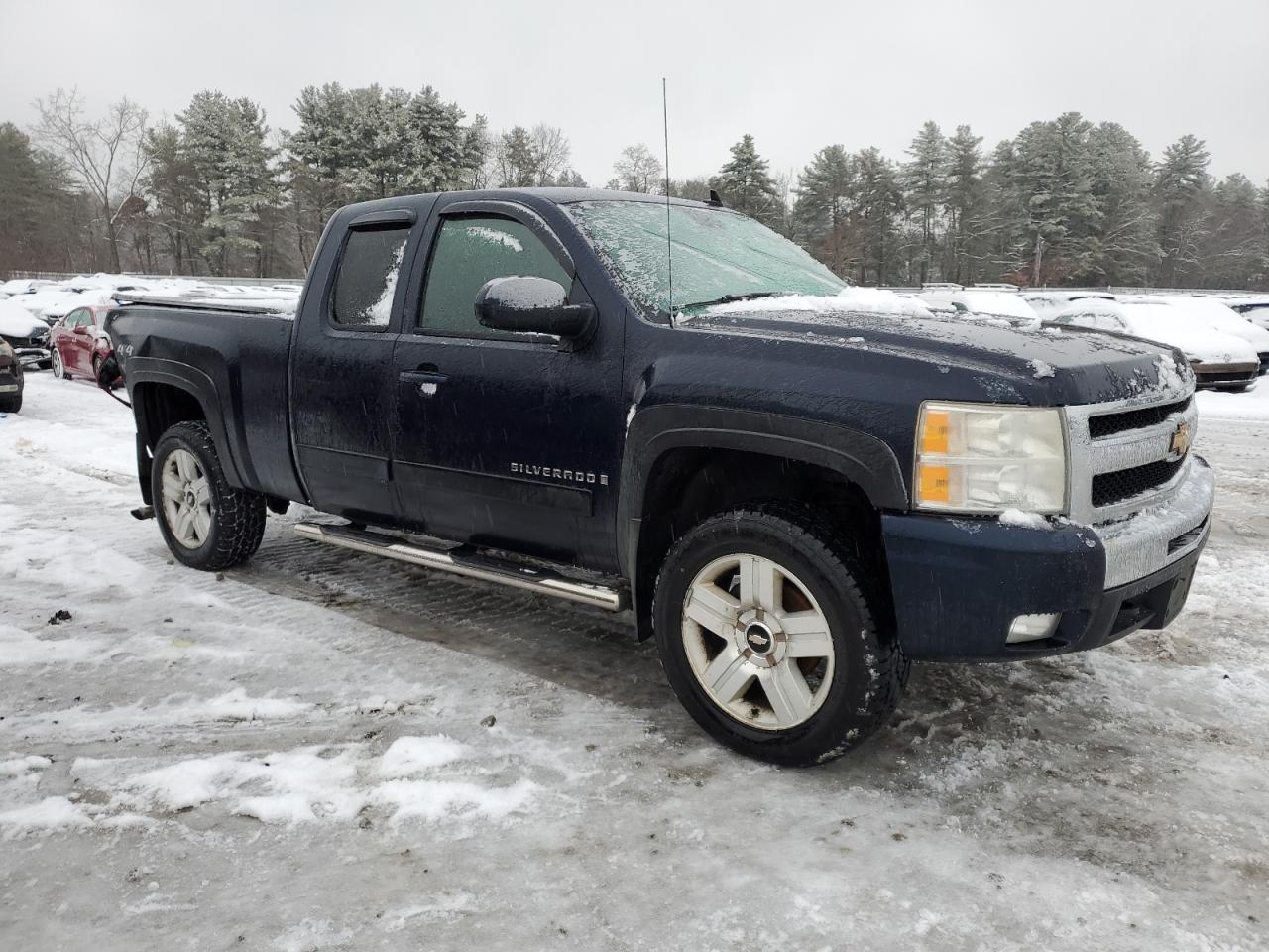 Photo 3 VIN: 1GCEK19J37Z543141 - CHEVROLET SILVERADO 