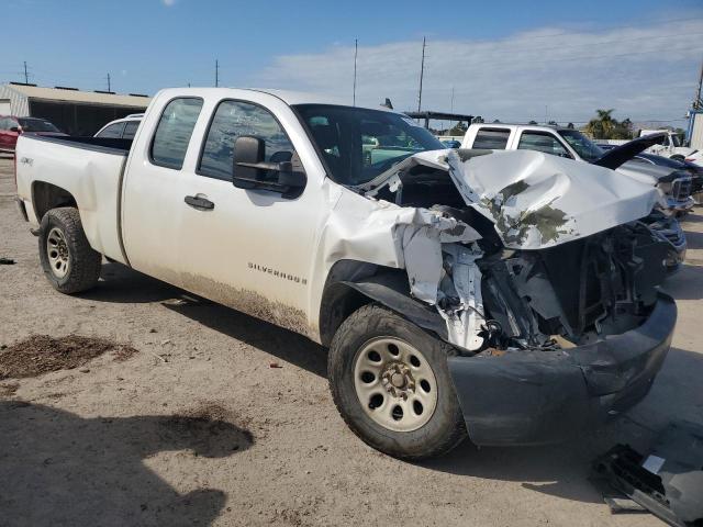 Photo 3 VIN: 1GCEK19J38Z105740 - CHEVROLET SILVERADO 