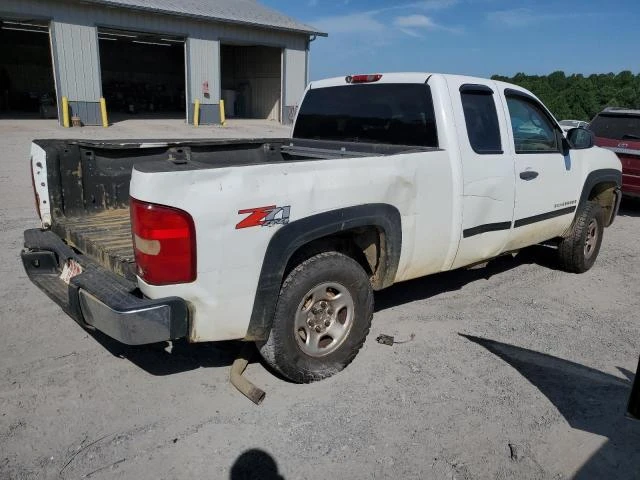 Photo 2 VIN: 1GCEK19J58Z273640 - CHEVROLET SILVERADO 