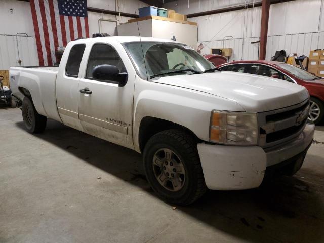 Photo 3 VIN: 1GCEK19J88E163673 - CHEVROLET SILVERADO 