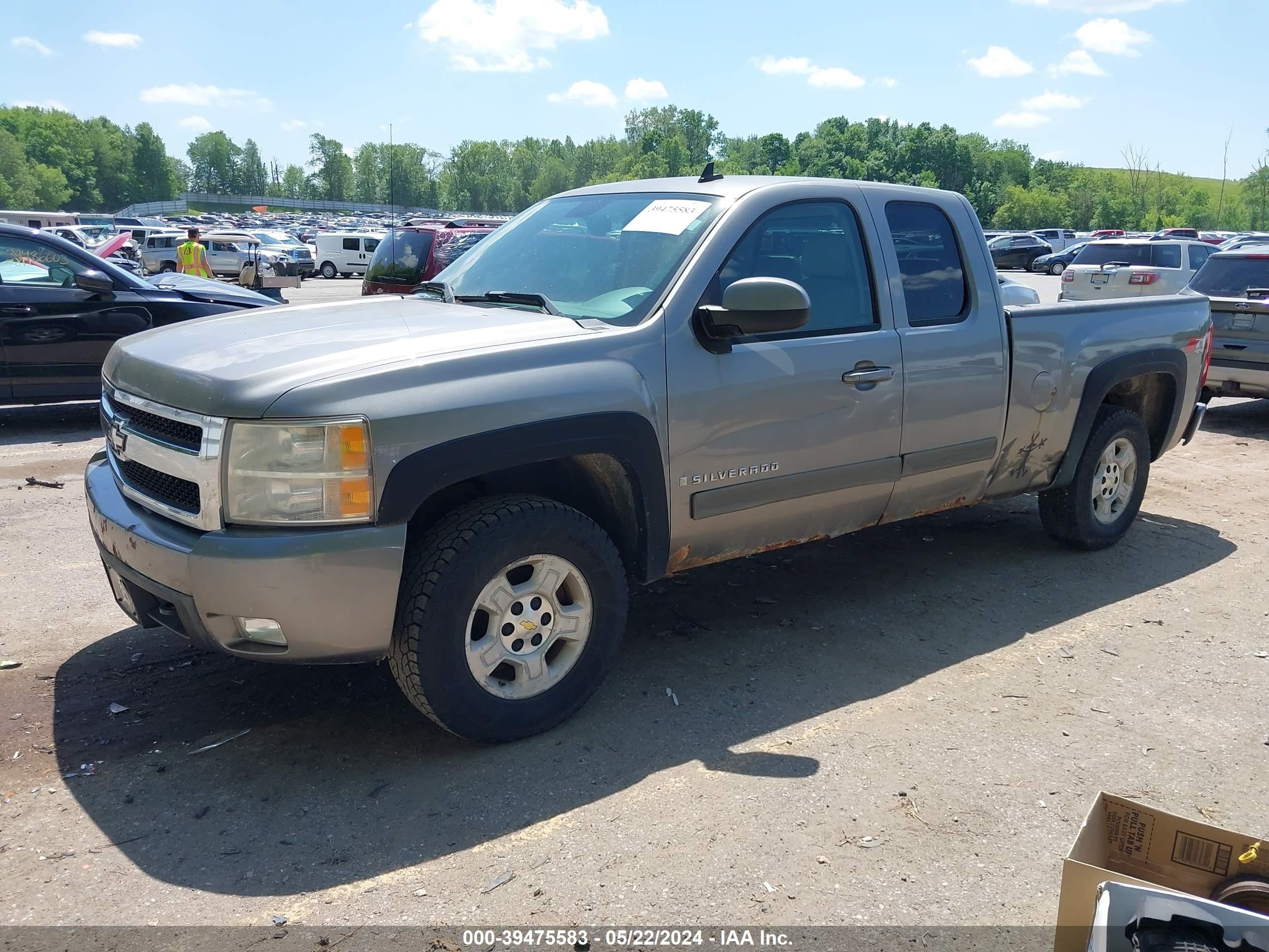 Photo 1 VIN: 1GCEK19J97Z510791 - CHEVROLET SILVERADO 