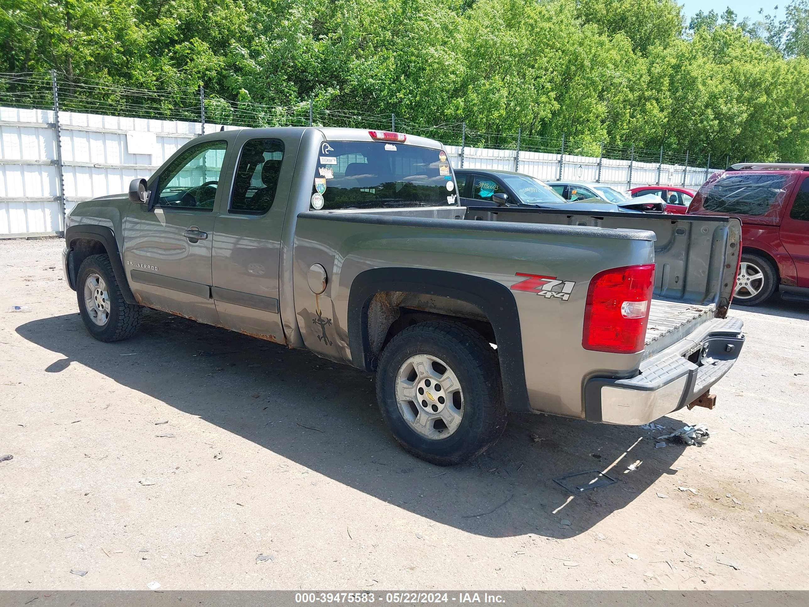 Photo 2 VIN: 1GCEK19J97Z510791 - CHEVROLET SILVERADO 