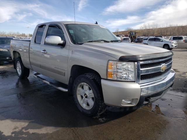 Photo 3 VIN: 1GCEK19J97Z610406 - CHEVROLET SILVERADO 