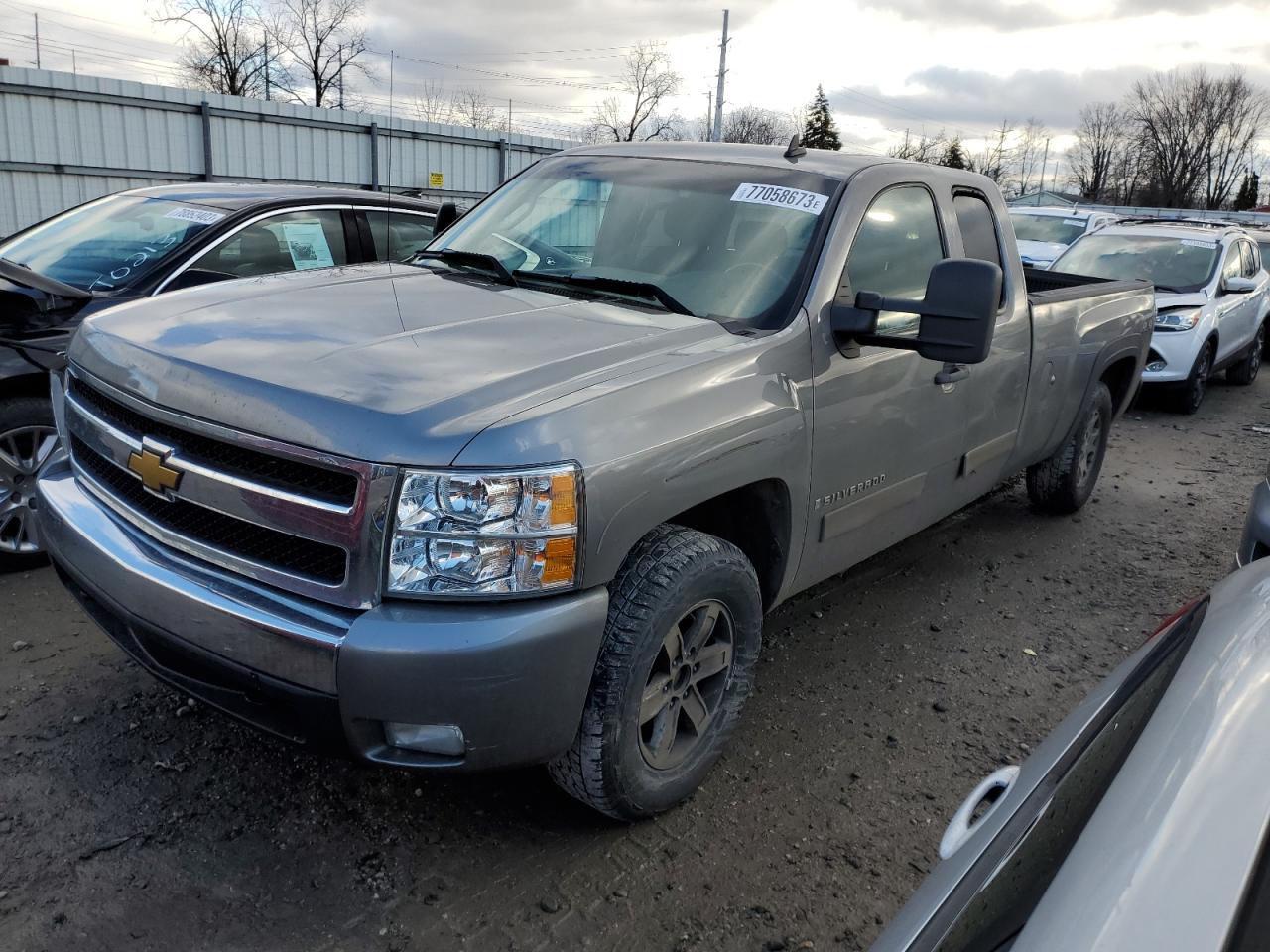 Photo 0 VIN: 1GCEK19JX7E500407 - CHEVROLET SILVERADO 