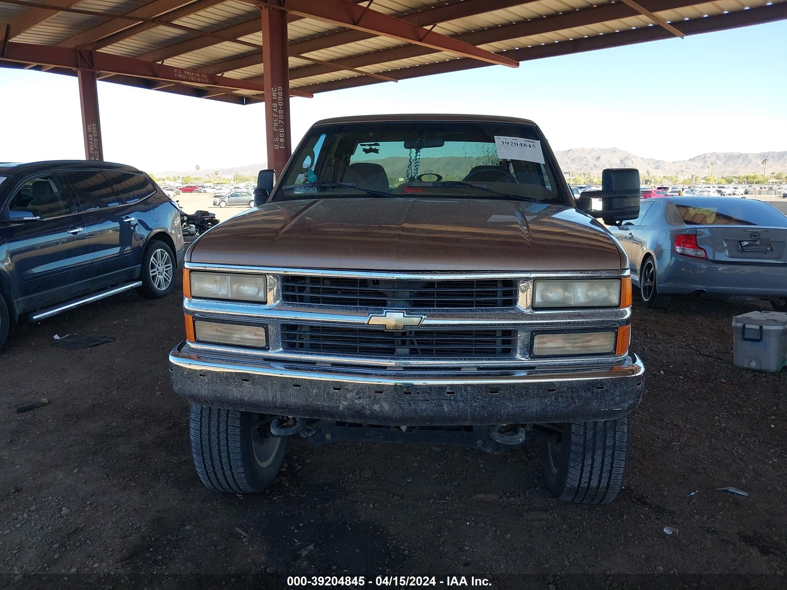 Photo 10 VIN: 1GCEK19K2SE146660 - CHEVROLET GMT-400 