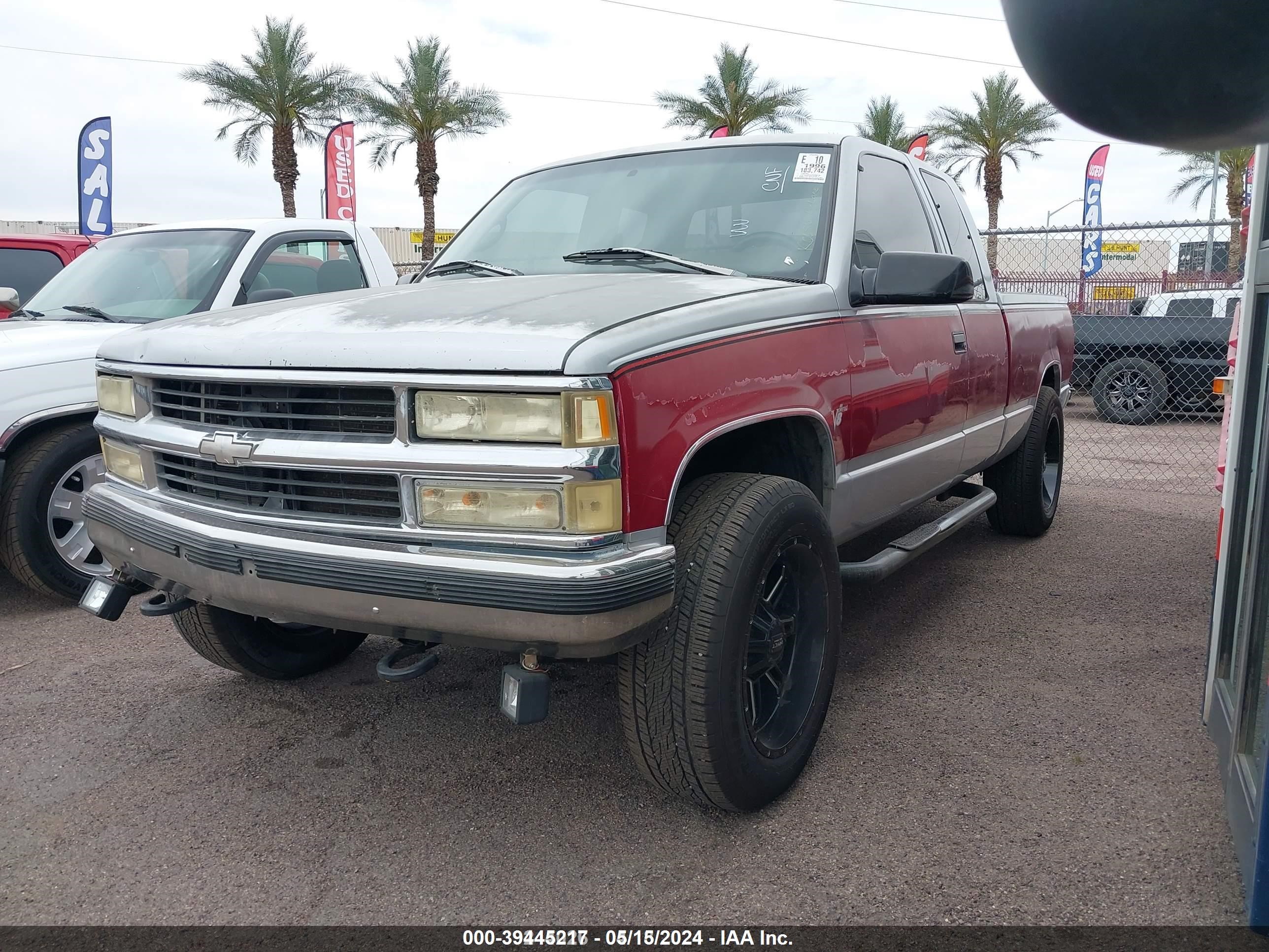 Photo 2 VIN: 1GCEK19R2TE200716 - CHEVROLET GMT-400 