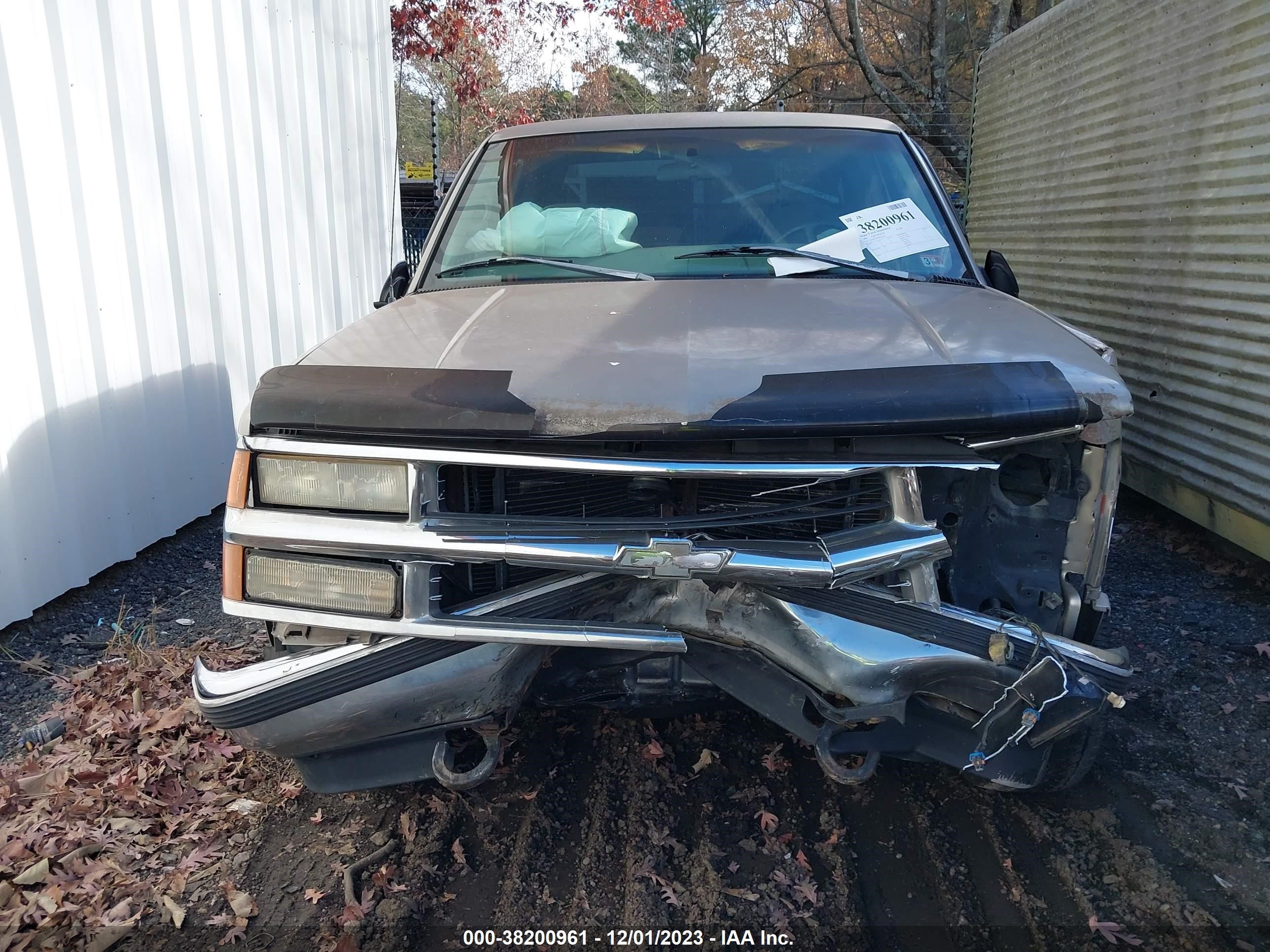 Photo 11 VIN: 1GCEK19R9WR150121 - CHEVROLET S-10 PICKUP 