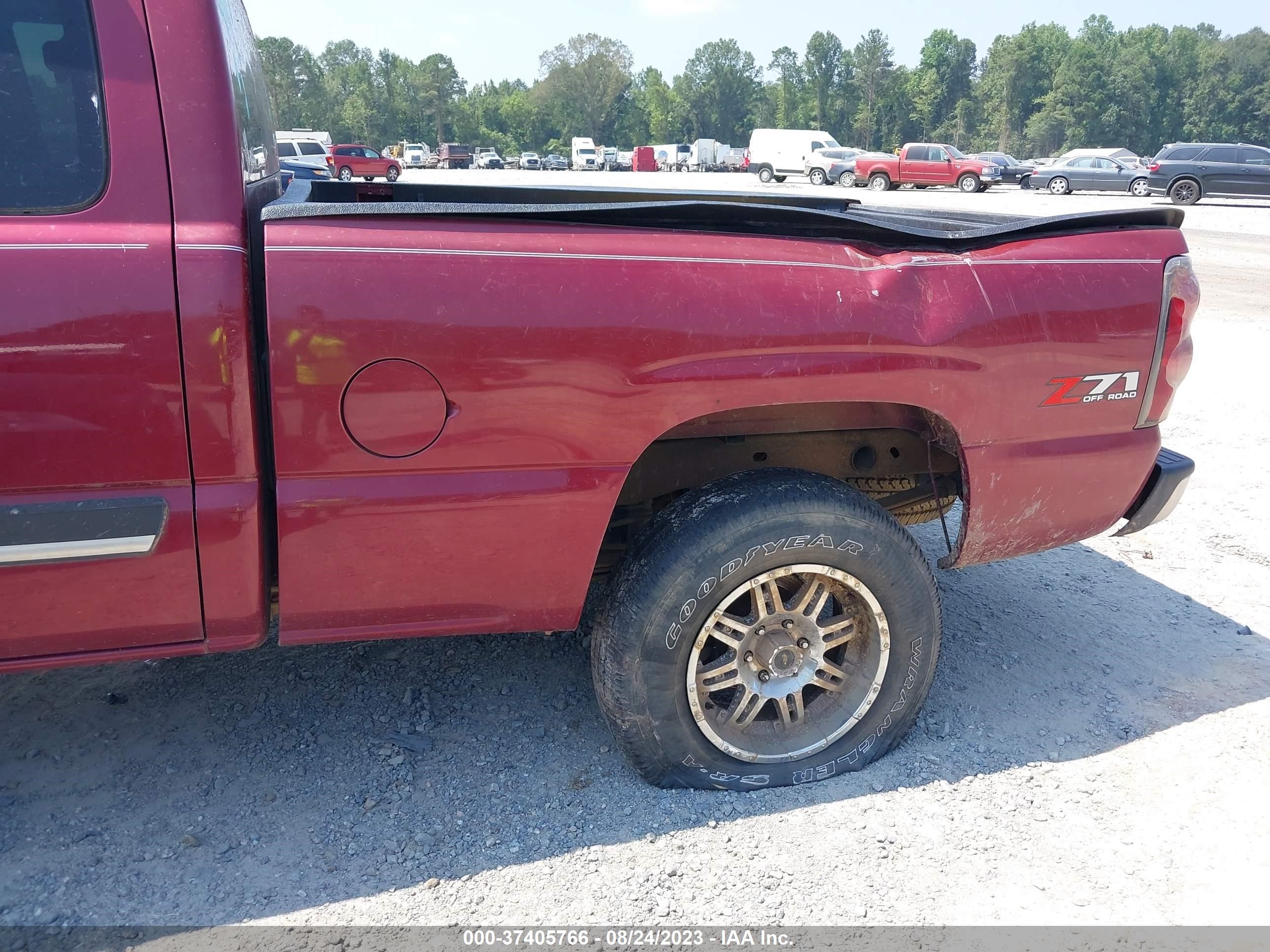 Photo 5 VIN: 1GCEK19T04E206298 - CHEVROLET SILVERADO 