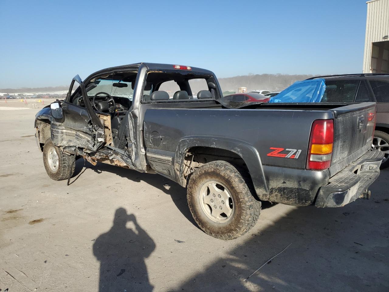 Photo 1 VIN: 1GCEK19T0YE304396 - CHEVROLET SILVERADO 