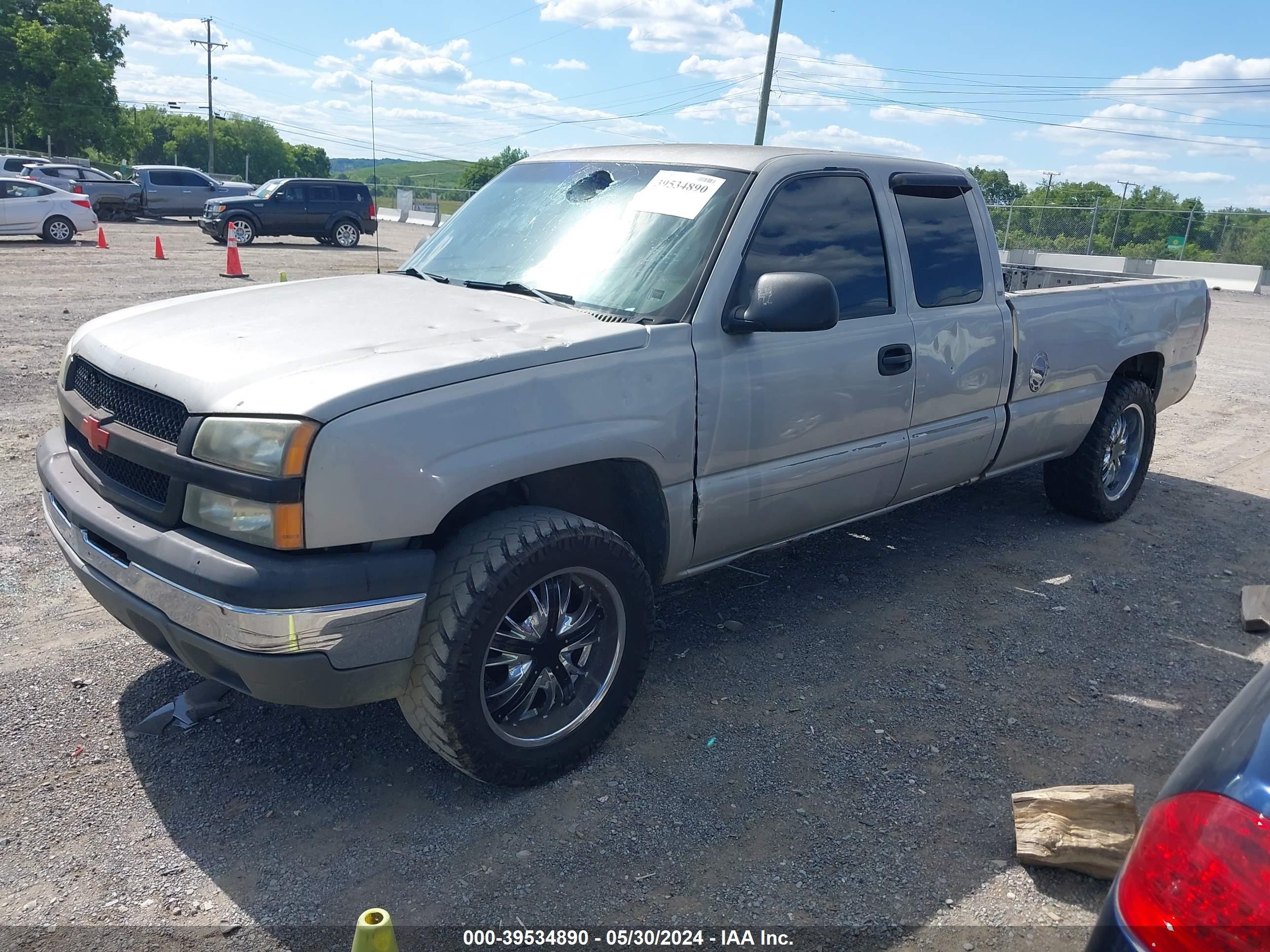 Photo 1 VIN: 1GCEK19T14E245076 - CHEVROLET SILVERADO 