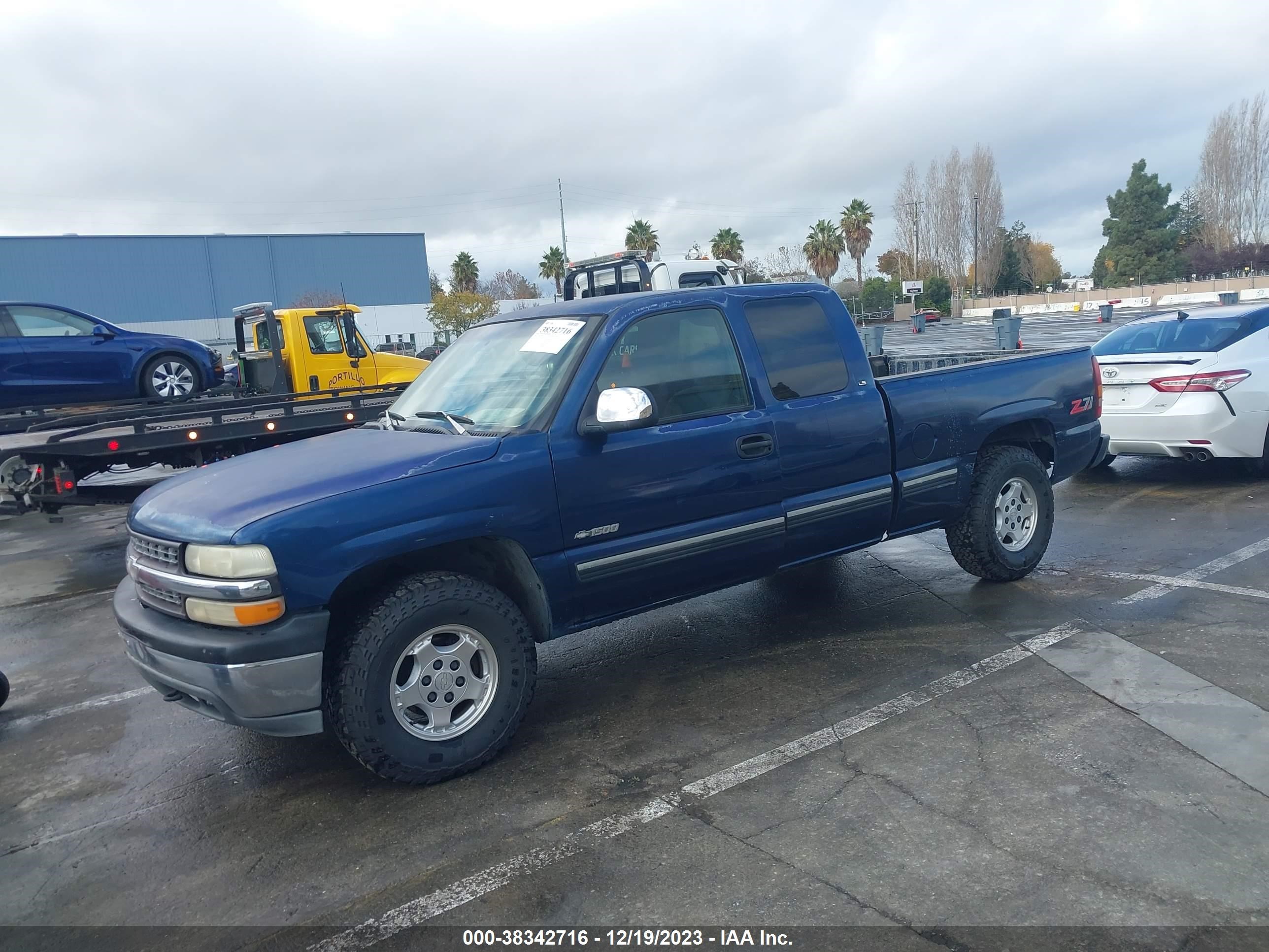 Photo 1 VIN: 1GCEK19T1XE133415 - CHEVROLET SILVERADO 