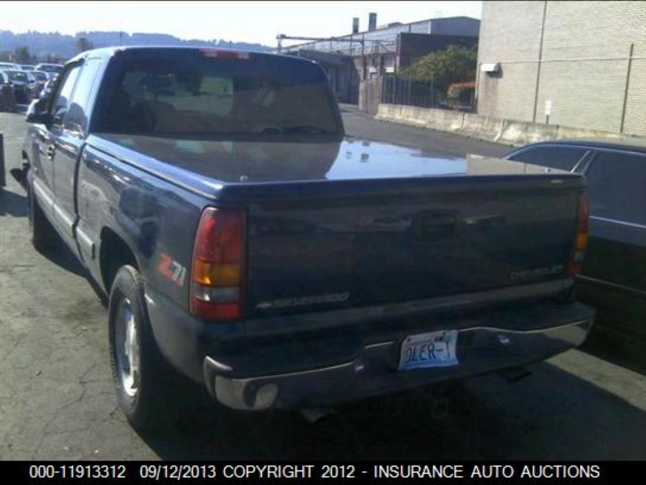 Photo 2 VIN: 1GCEK19T1XE143135 - CHEVROLET SILVERADO 