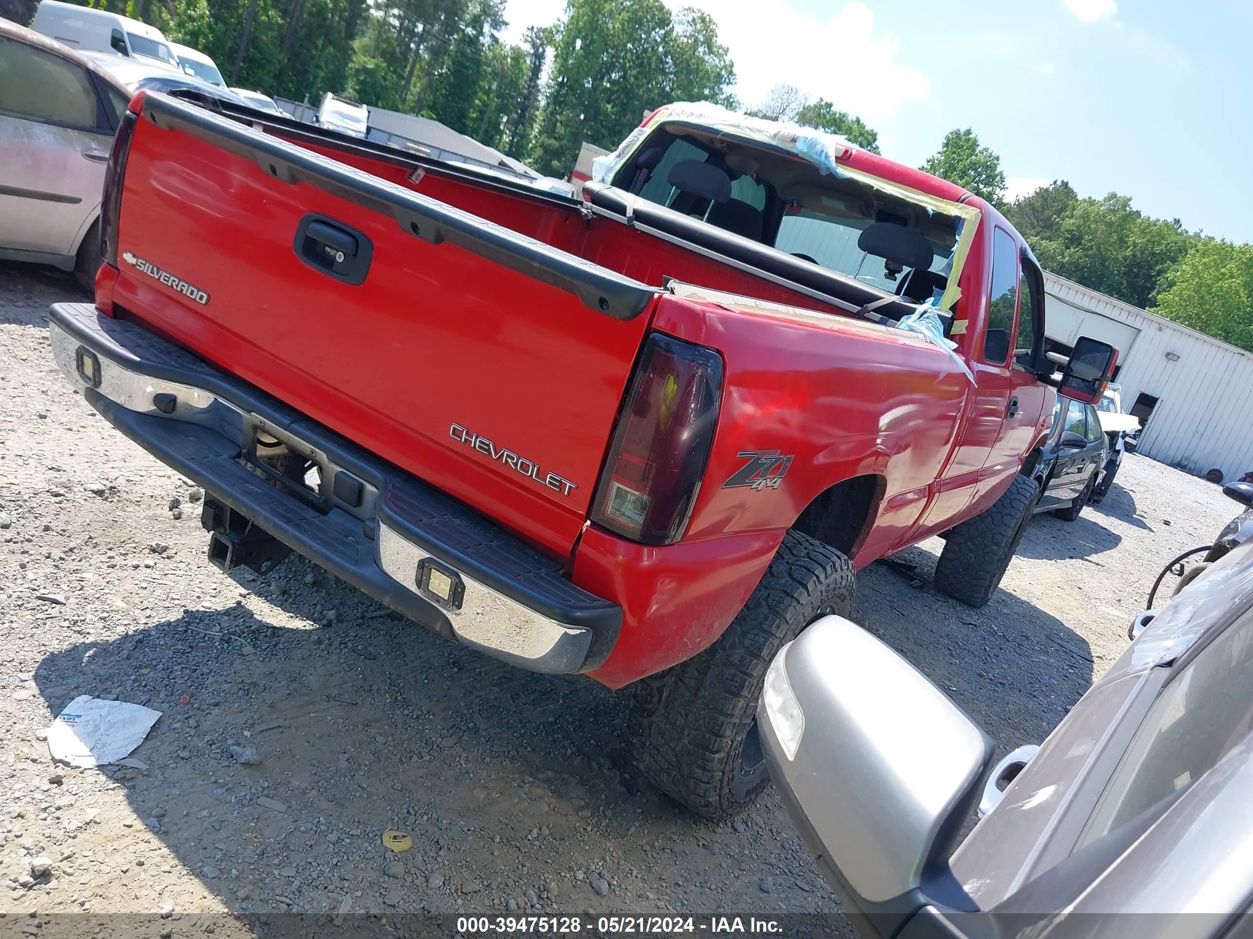 Photo 3 VIN: 1GCEK19T24E238363 - CHEVROLET SILVERADO 