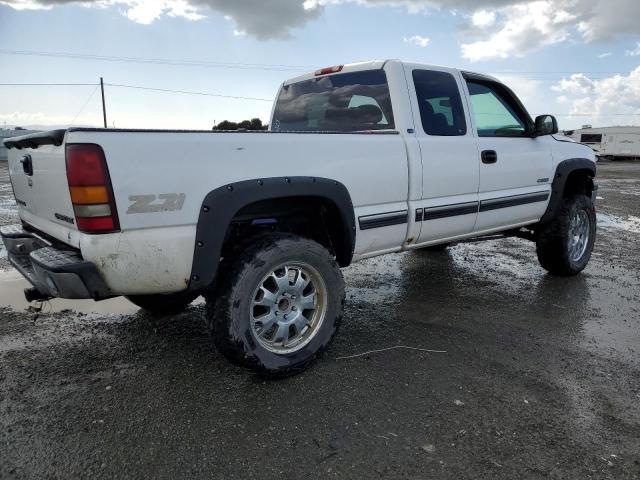 Photo 2 VIN: 1GCEK19T2YE187761 - CHEVROLET SILVERADO 