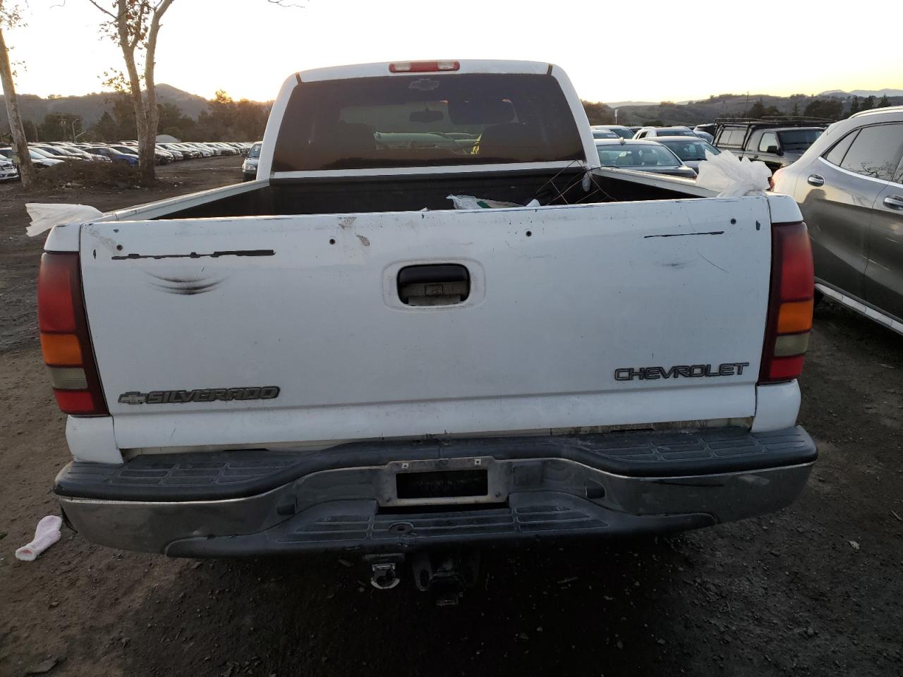 Photo 5 VIN: 1GCEK19T32E184956 - CHEVROLET SILVERADO 