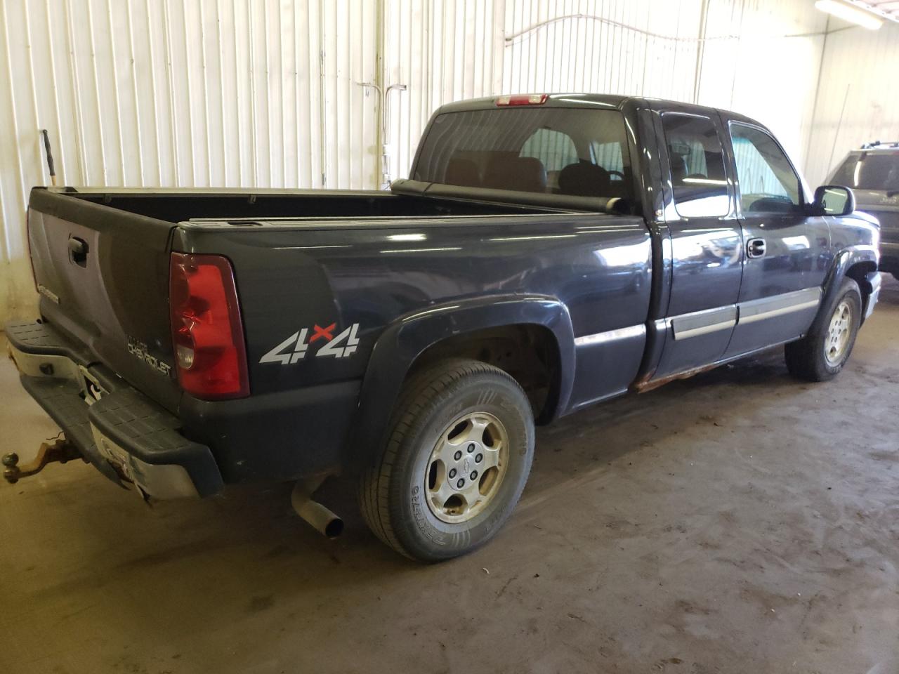 Photo 2 VIN: 1GCEK19T33E354573 - CHEVROLET SILVERADO 