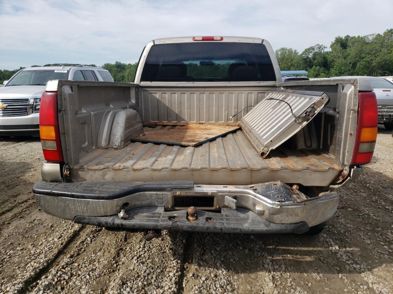 Photo 5 VIN: 1GCEK19T3XE175231 - CHEVROLET SILVERADO 