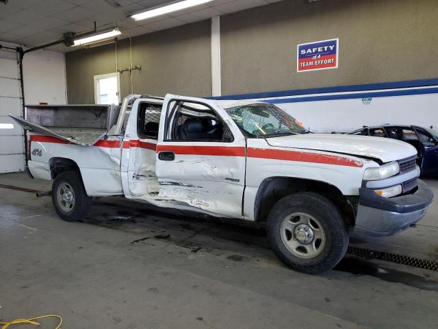 Photo 3 VIN: 1GCEK19T3XZ168921 - CHEVROLET SILVERADO 