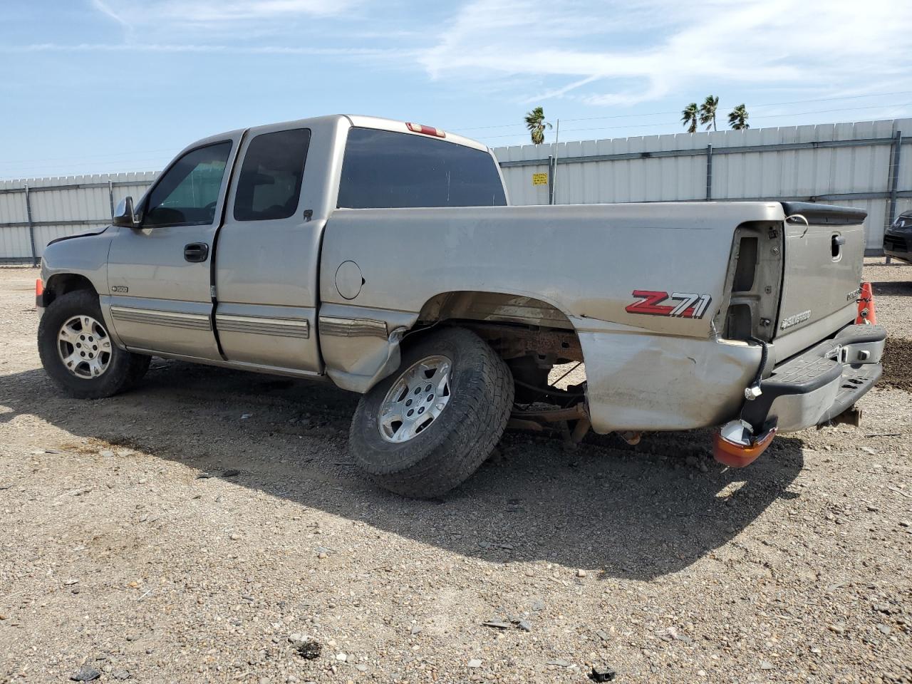 Photo 1 VIN: 1GCEK19T4XE173598 - CHEVROLET SILVERADO 